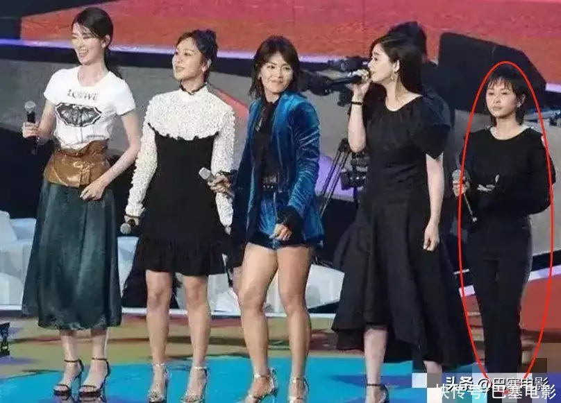 娱乐圈女明星身高对比_合影杀手身高劣势_娱乐圈娇小女明星