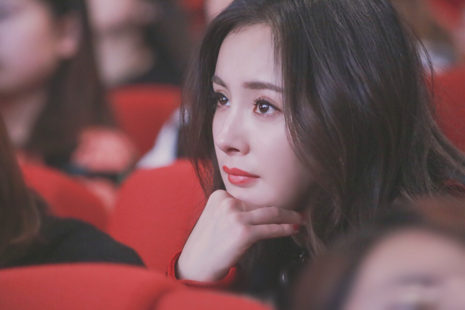 天涯明星黑料杨幂,_杨幂演技怎么样_杨幂黑红小花